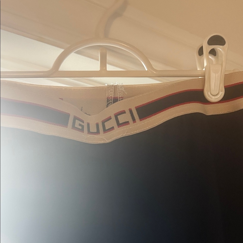Gucci Beige and Black Logo Waistband